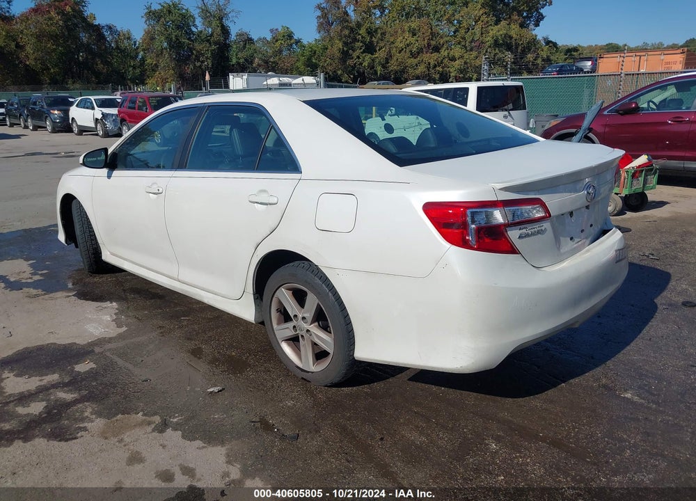 2014 TOYOTA CAMRY SE VIN: 4T1BF1FK3EU452994