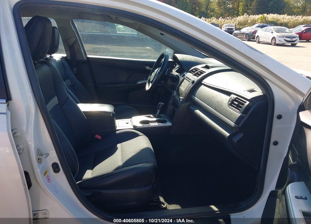 2014 TOYOTA CAMRY SE VIN: 4T1BF1FK3EU452994
