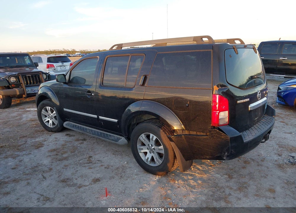 2012 PATHFINDER NISSAN  SILVER VIN: 5N1AR1NN6CC633802