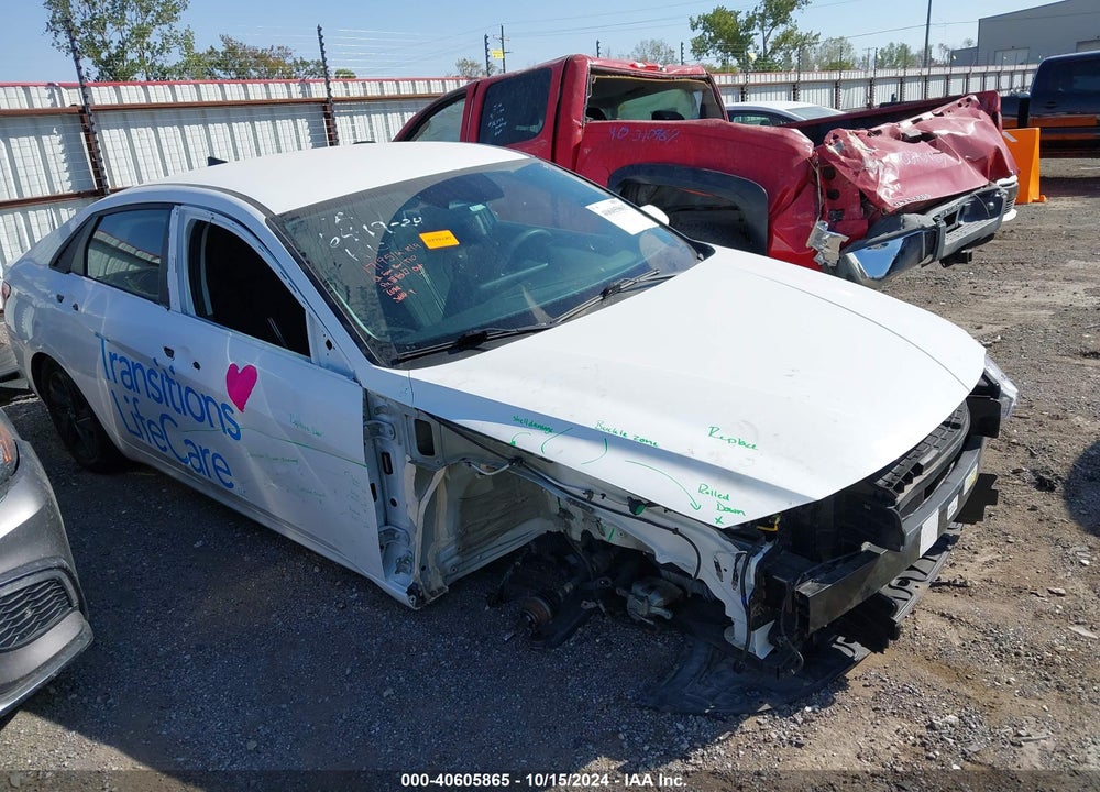 2023 HYUNDAI ELANTRA SEL VIN: 5NPLM4AG0PH102190