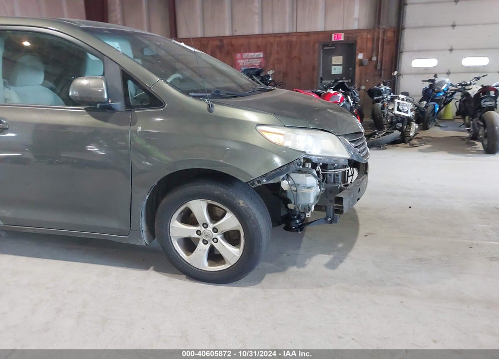 2012 TOYOTA SIENNA LE V6 8 PASSENGER VIN: 5TDKK3DCXCS263946