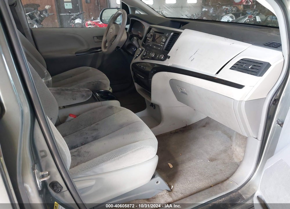 2012 TOYOTA SIENNA LE V6 8 PASSENGER VIN: 5TDKK3DCXCS263946
