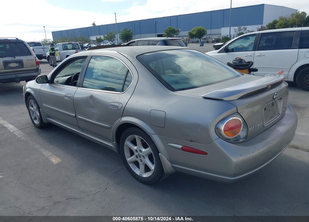 2003 NISSAN MAXIMA SE VIN: JN1DA31DX3T524358