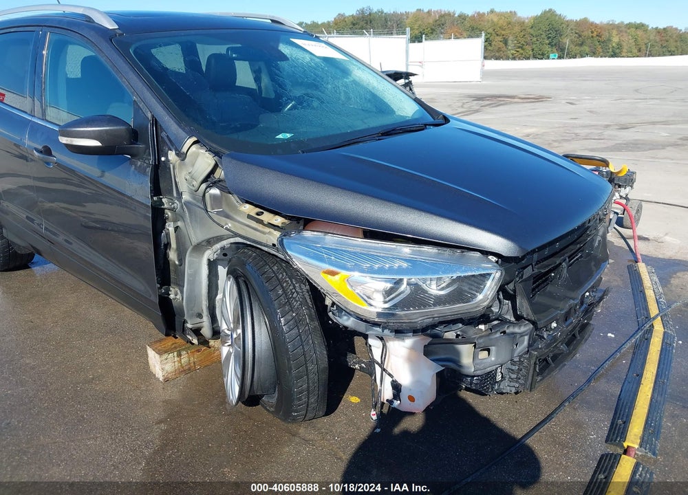 2018 FORD ESCAPE TITANIUM VIN: 1FMCU9J90JUA34285