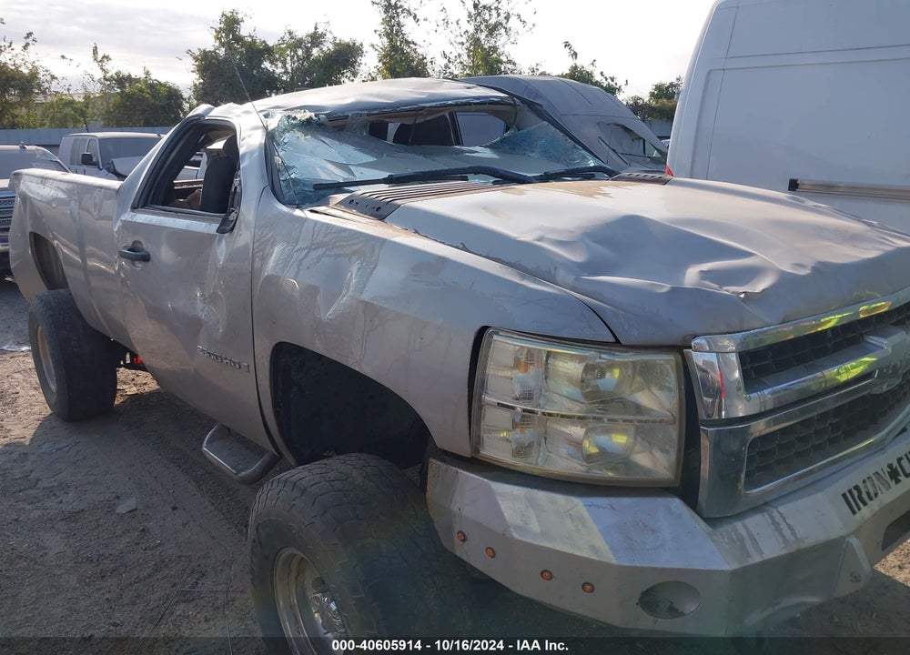 2007 CHEVROLET SILVERADO 2500HD WORK TRUCK VIN: 1GCHC24KX7E566990