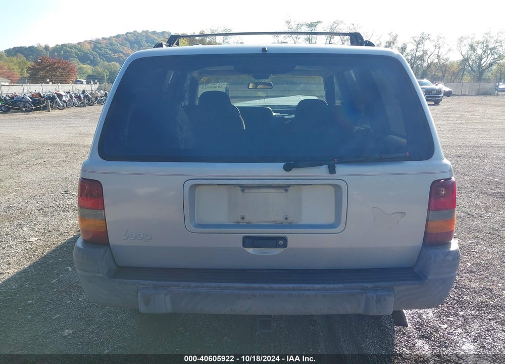 1996 JEEP GRAND CHEROKEE LAREDO VIN: 1J4GZ58S8TC391368