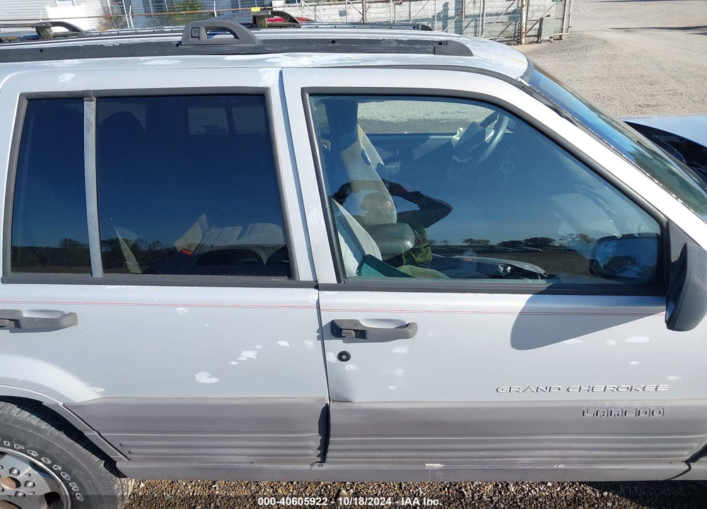 1996 JEEP GRAND CHEROKEE LAREDO VIN: 1J4GZ58S8TC391368