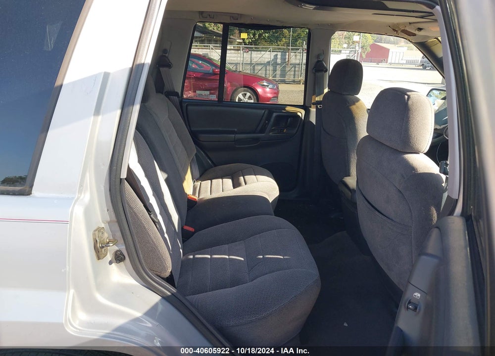1996 JEEP GRAND CHEROKEE LAREDO VIN: 1J4GZ58S8TC391368