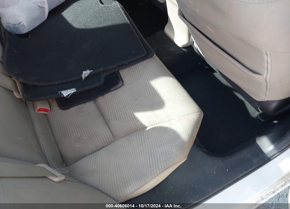 2015 HONDA ACCORD LX VIN: 1HGCR2F33FA119469