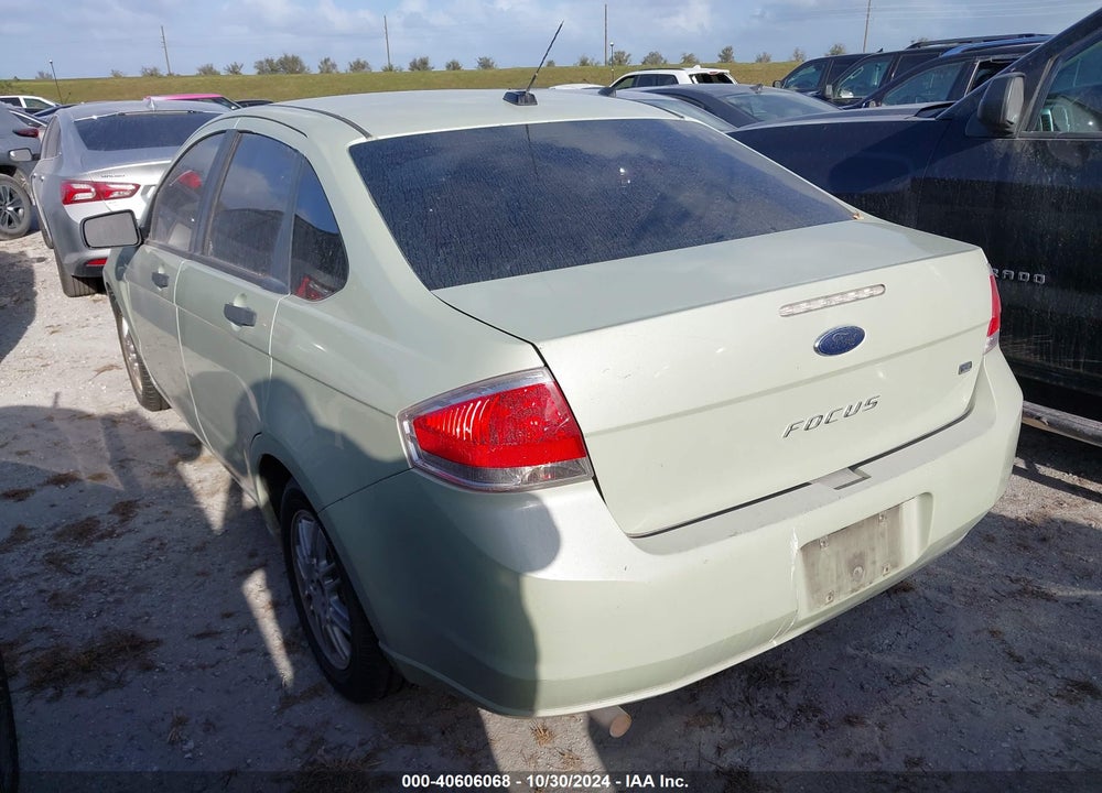 2010 FORD FOCUS SE VIN: 1FAHP3FN5AW165971