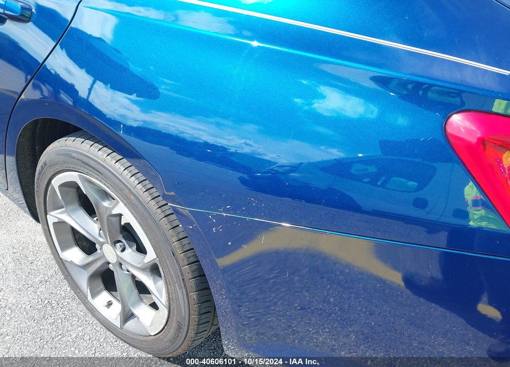 2019 CHEVROLET MALIBU RS VIN: 1G1ZG5STXKF193807