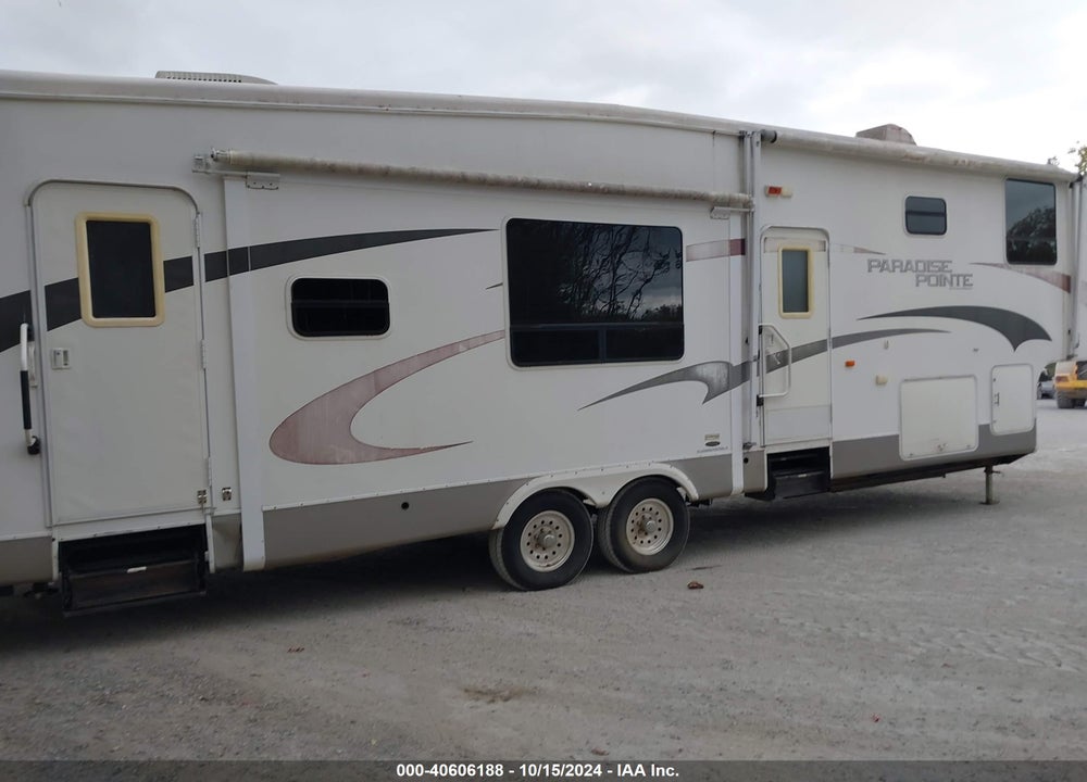 2007 CROS ROADS PARAD VIN: 4V0FC35207E002119