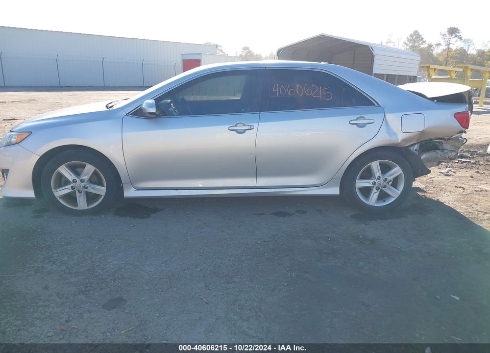 2014 TOYOTA CAMRY SE VIN: 4T1BF1FK9EU849772