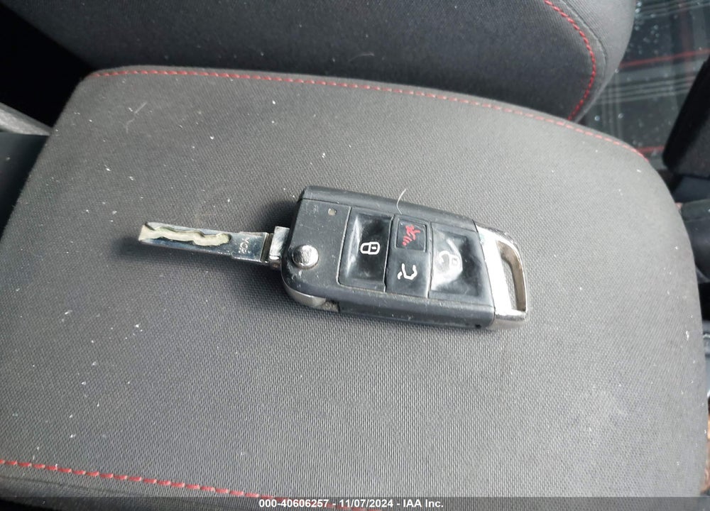 2017 VOLKSWAGEN GOLF GTI VIN: 3VW447AU9HM050188