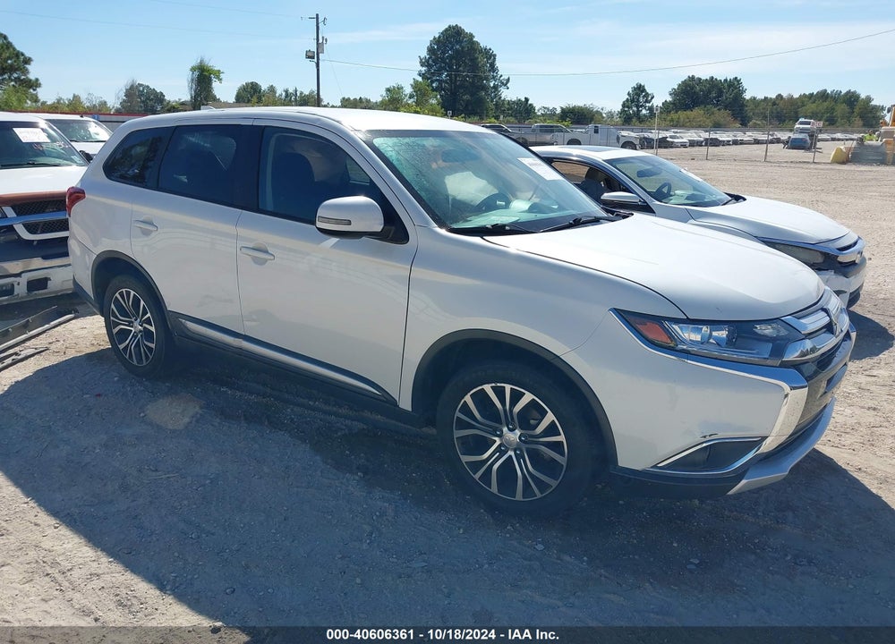 2018 MITSUBISHI OUTLANDER SE VIN: JA4AD3A3XJZ041536