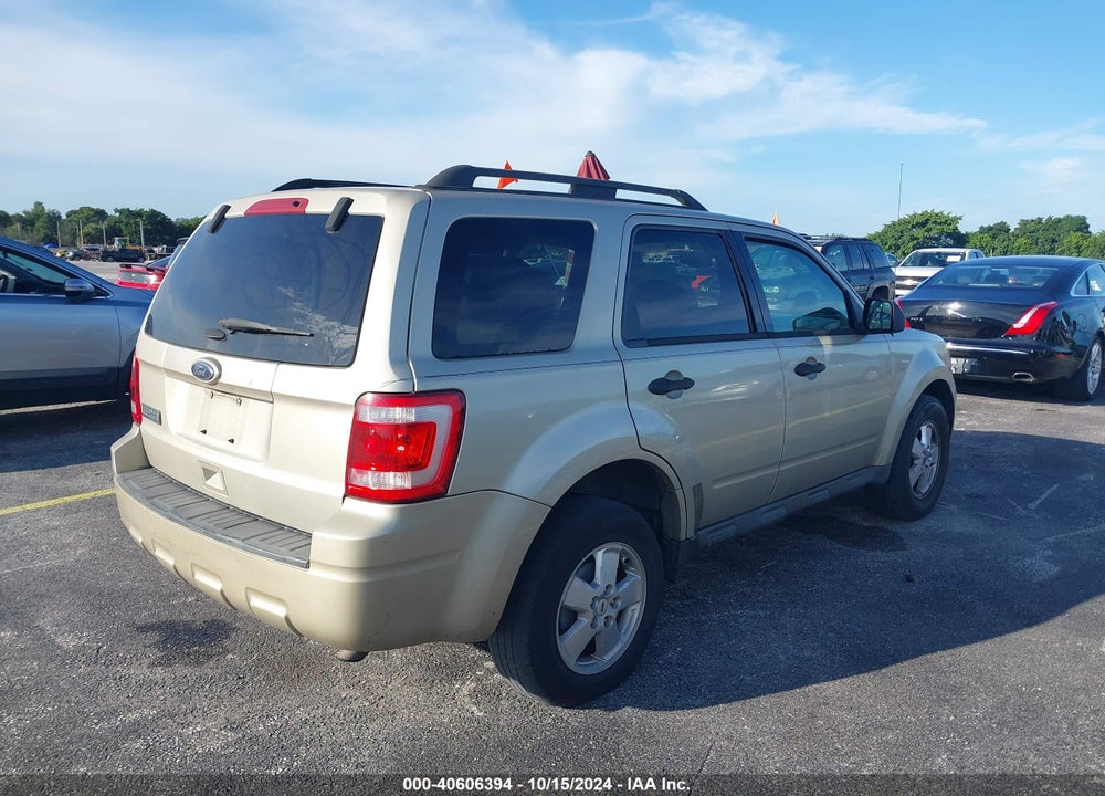 2011 FORD ESCAPE XLT VIN: 1FMCU0D72BKC21949