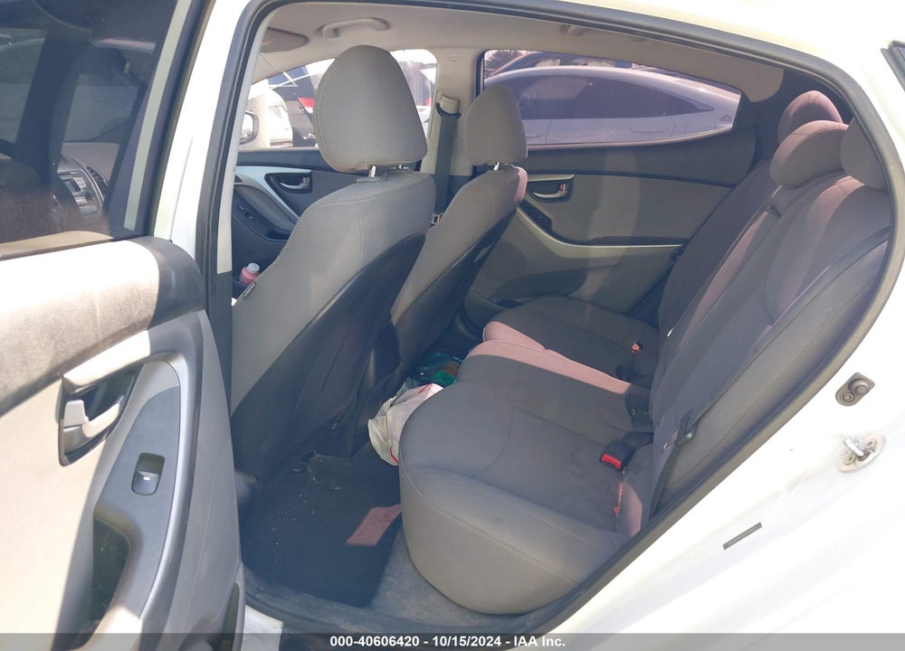 2016 HYUNDAI ELANTRA SE VIN: 5NPDH4AE8GH719425