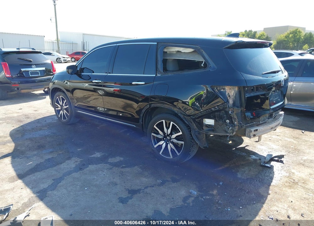 2019 HONDA PILOT TOURING VIN: 5FNYF6H97KB086645