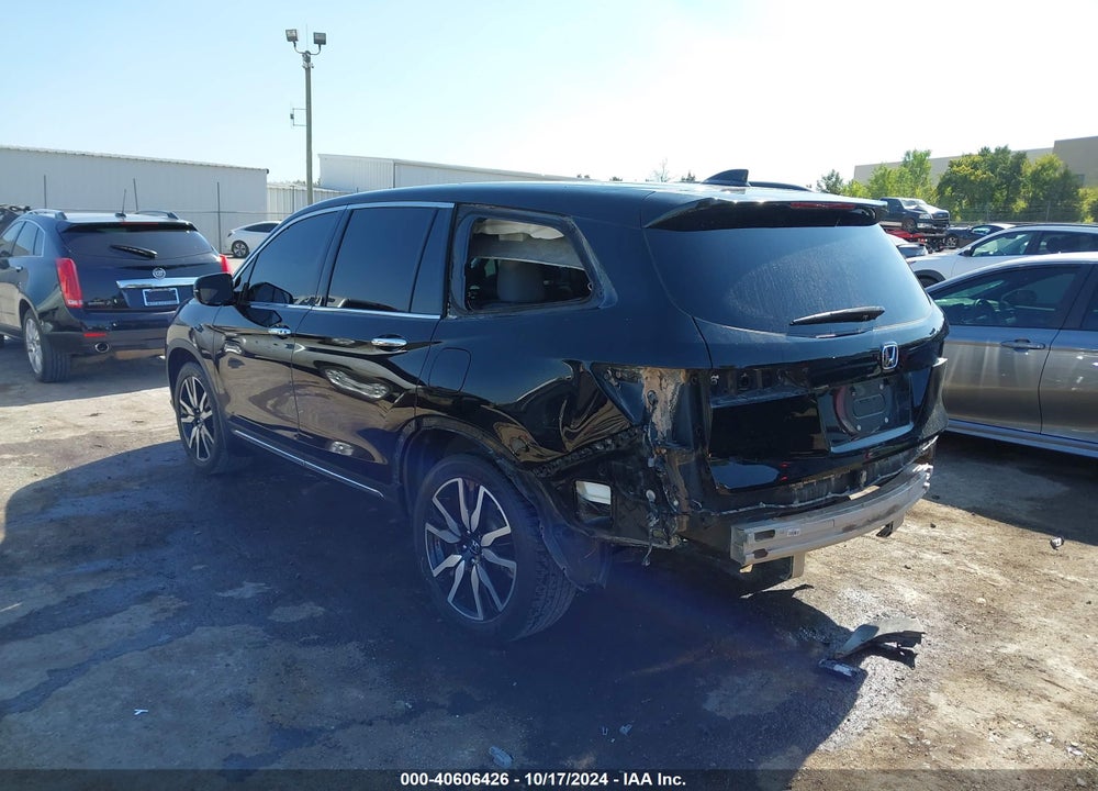 2019 HONDA PILOT TOURING VIN: 5FNYF6H97KB086645
