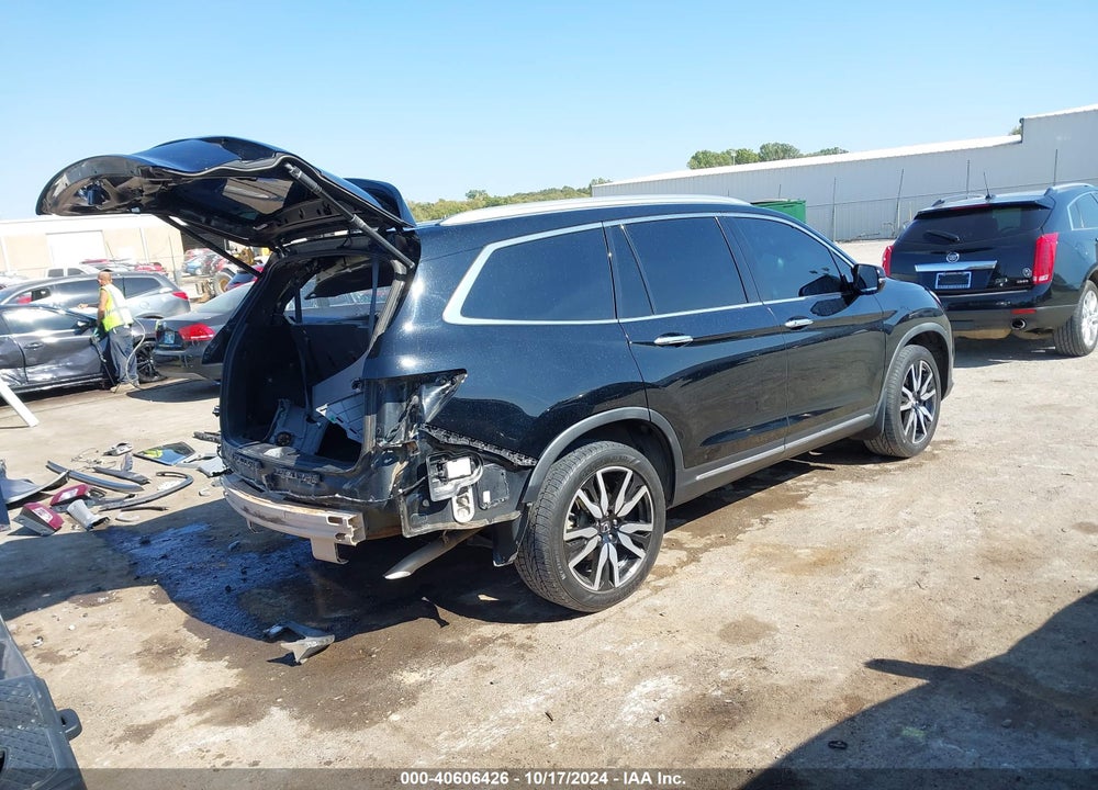 2019 HONDA PILOT TOURING VIN: 5FNYF6H97KB086645