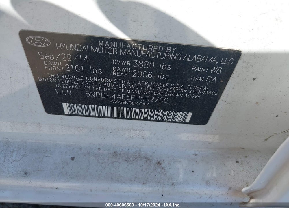 2015 HYUNDAI ELANTRA VIN: 5NPDH4AE5FH592700