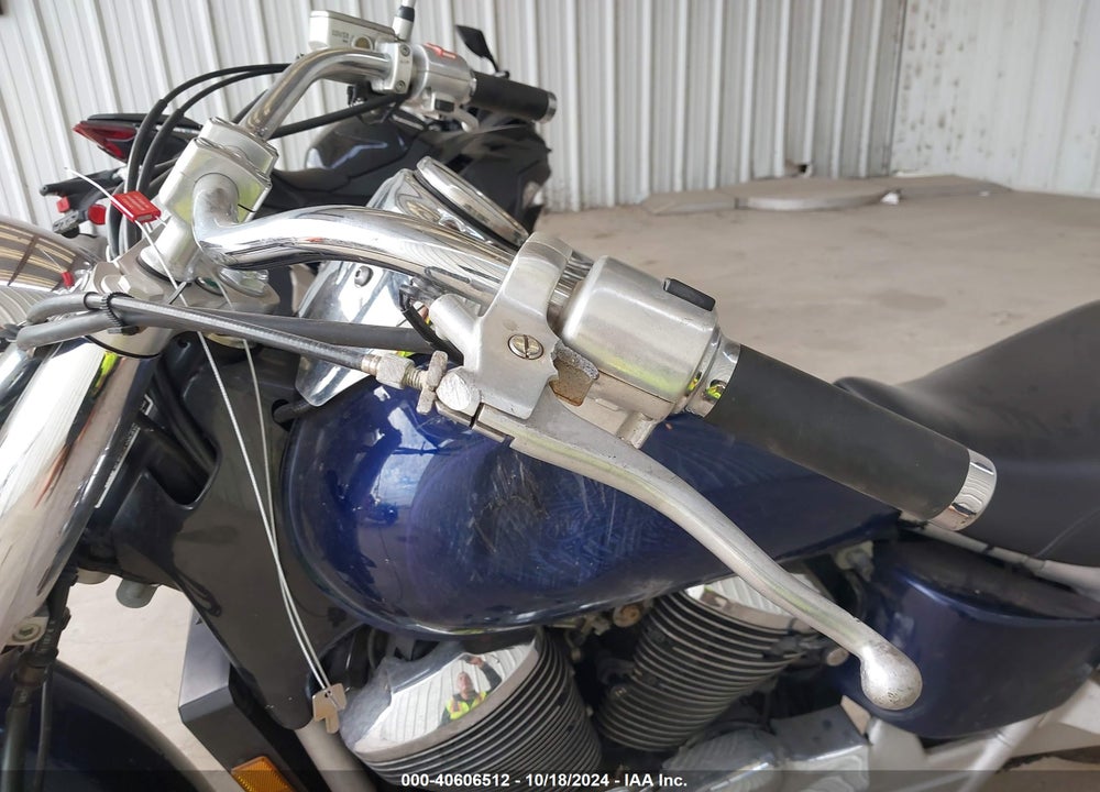 2002 HONDA VT750 CDD VIN: JH2RC44F02K020820