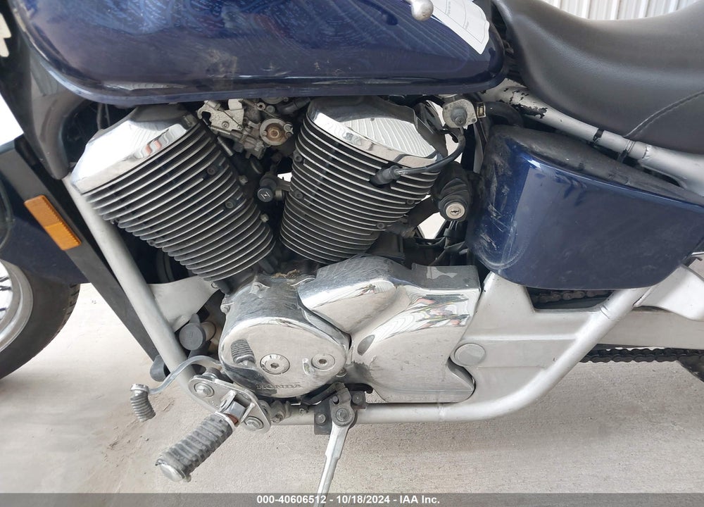 2002 HONDA VT750 CDD VIN: JH2RC44F02K020820