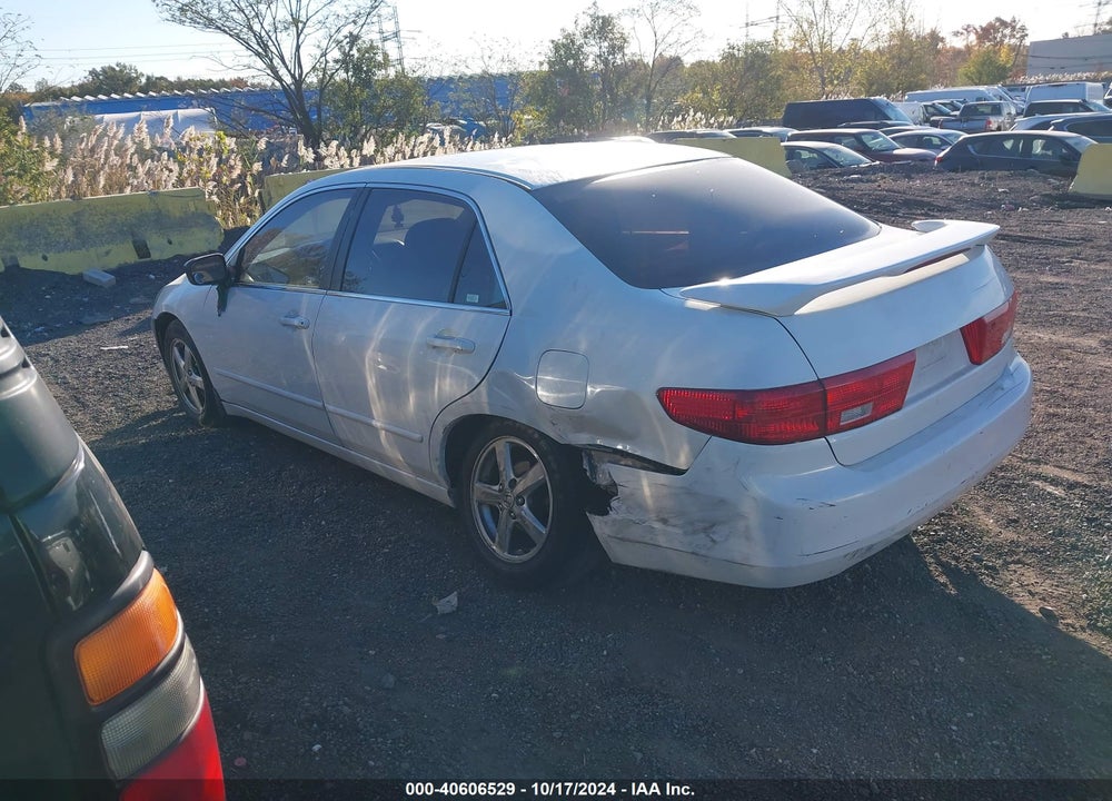 2005 HONDA ACCORD 2.4 EX VIN: 1HGCM567X5A060907
