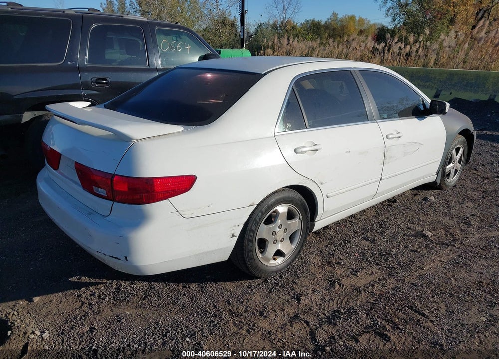2005 HONDA ACCORD 2.4 EX VIN: 1HGCM567X5A060907