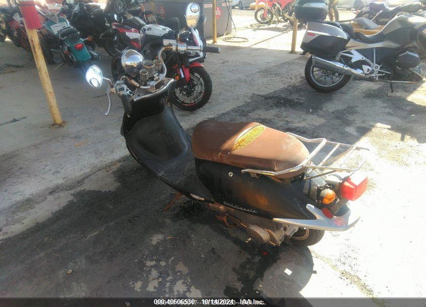 2010 SYM FIDDLE II 125 VIN: RFGBS1HE1AXAW9068