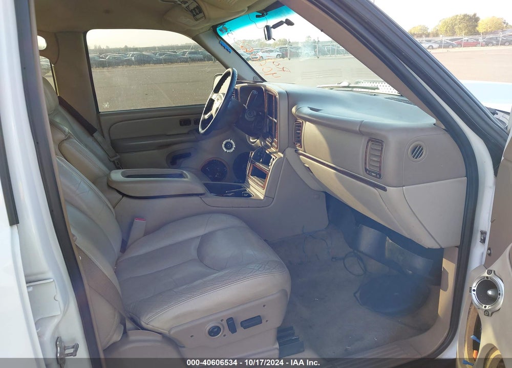 2005 GMC YUKON SLT VIN: 1GKEC13T05R173209