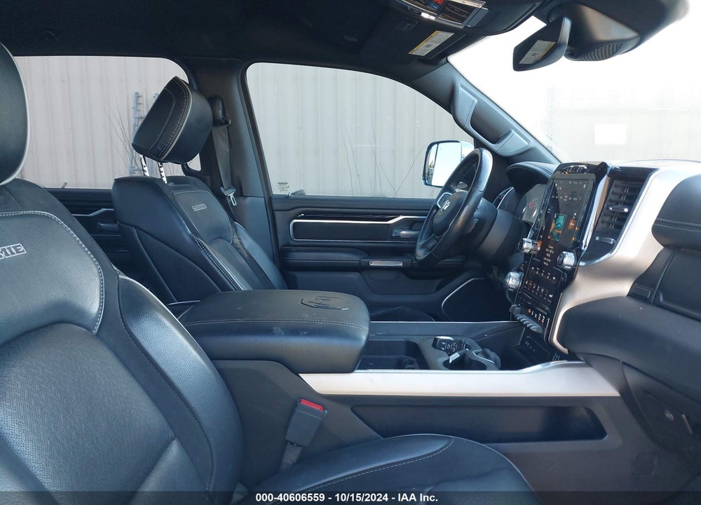 2019 RAM 1500 VIN: 1C6RREJT7KN616021