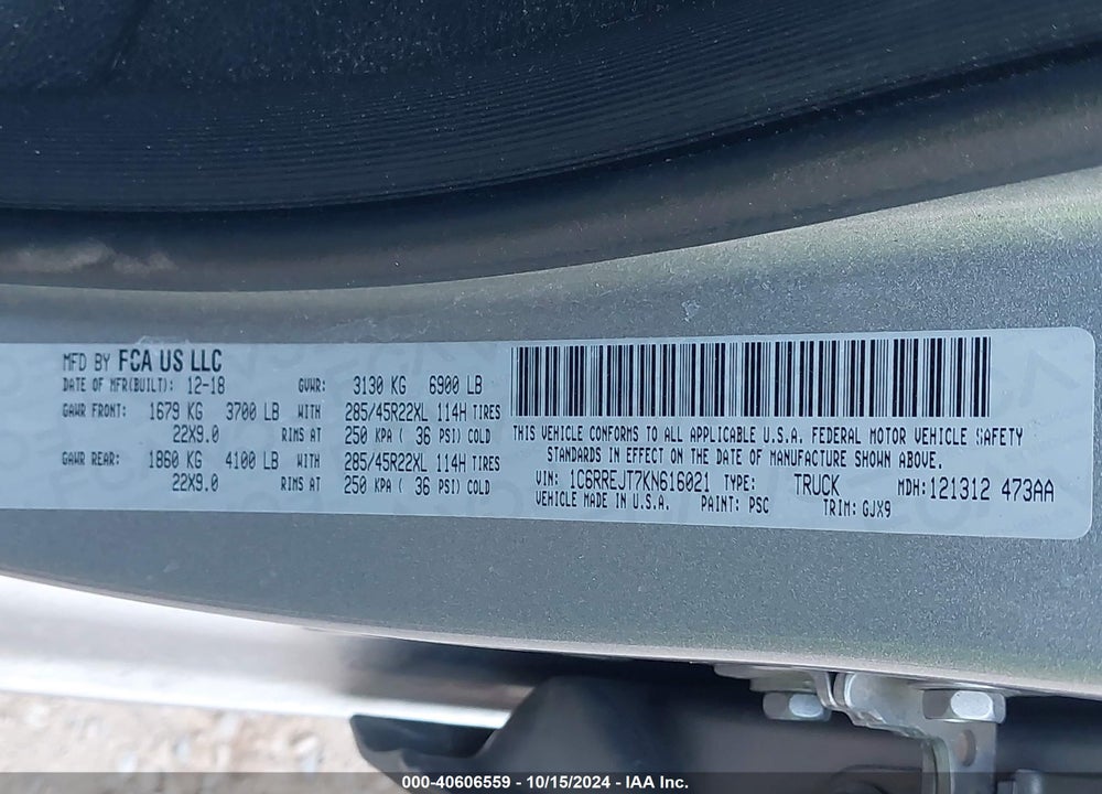 2019 RAM 1500 VIN: 1C6RREJT7KN616021