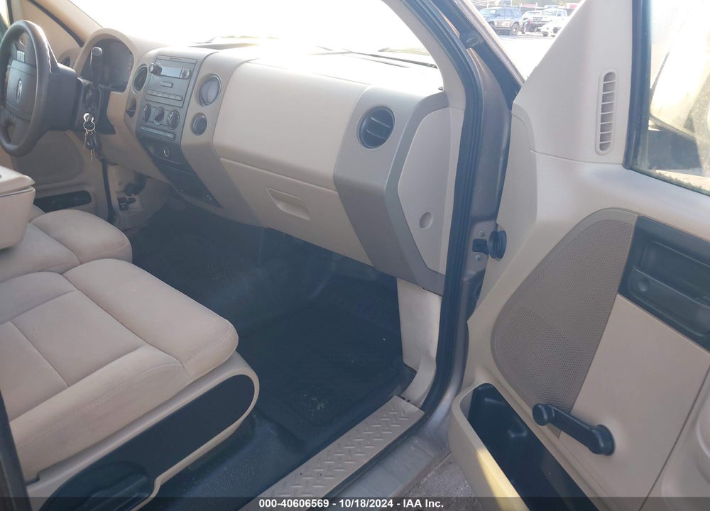 2004 FORD F-150 STX/XL/XLT VIN: 1FTRF12W74NB59443
