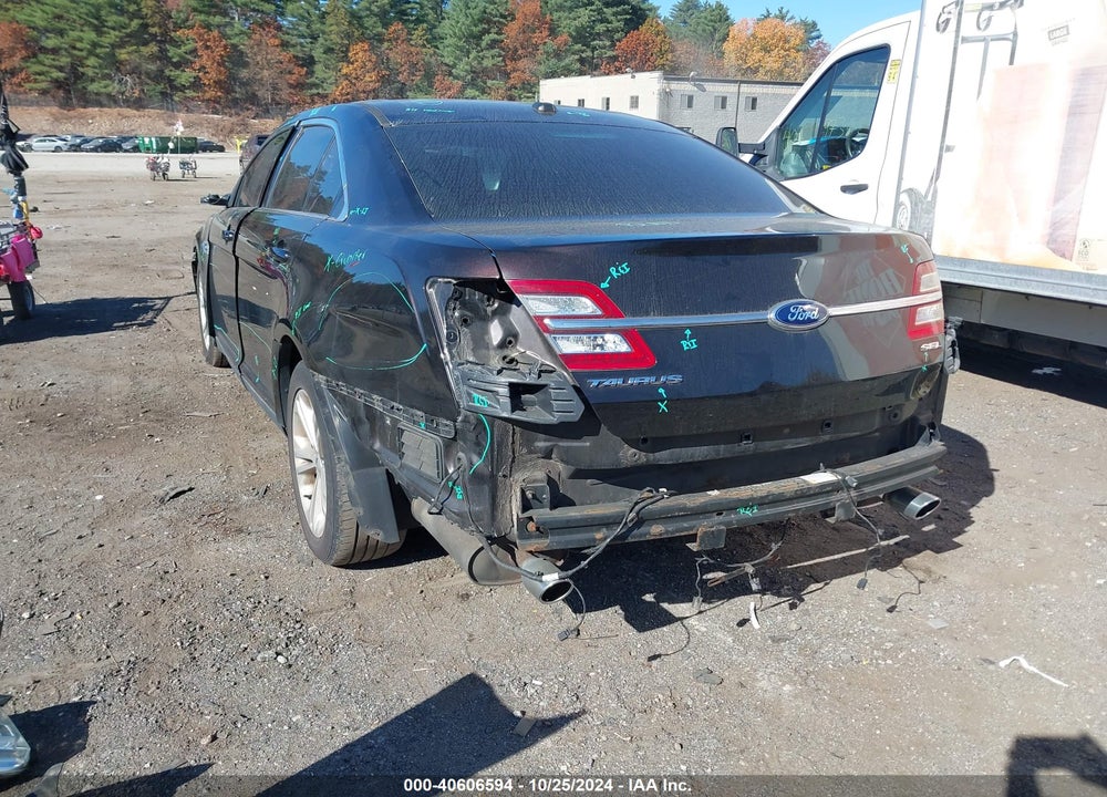 2013 FORD TAURUS SEL VIN: 1FAHP2E82DG122337