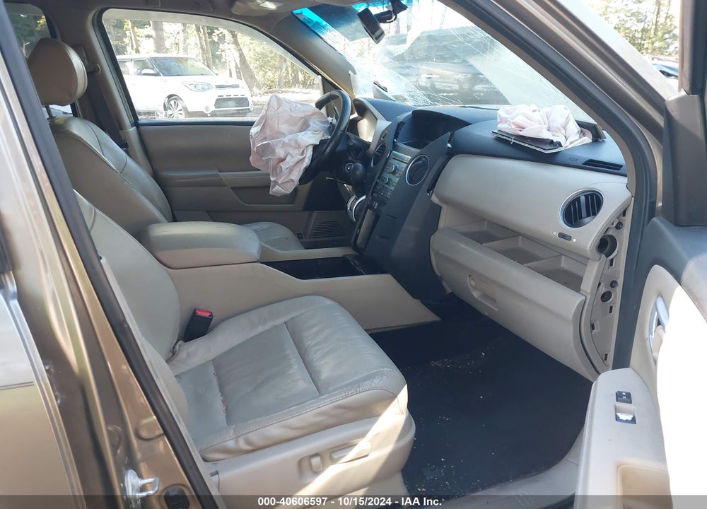 2010 HONDA PILOT EX-L VIN: 5FNYF4H5XAB031297