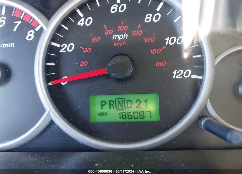 2006 MAZDA TRIBUTE I VIN: 4F2YZ02Z06KM29365