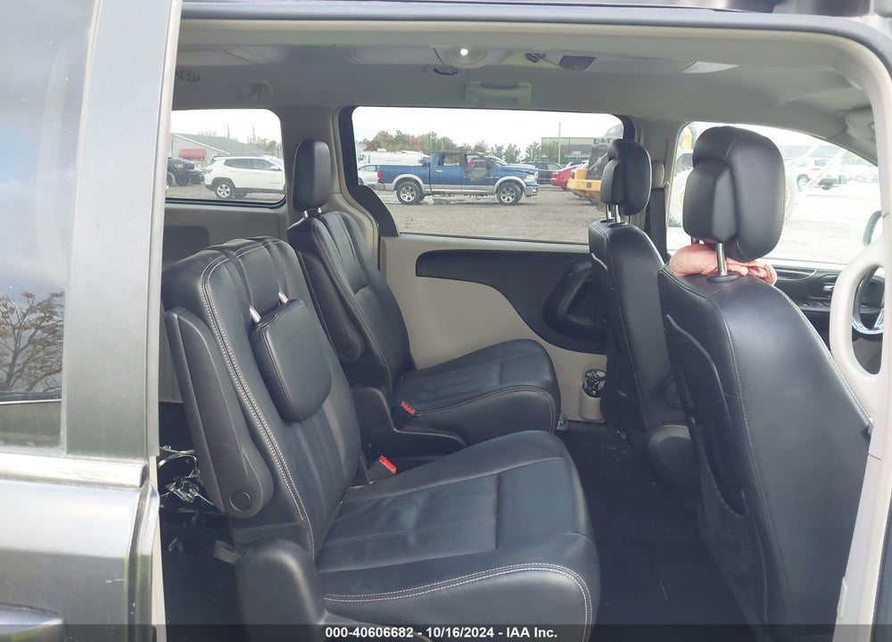 2016 CHRYSLER TOWN & COUNTRY TOURING VIN: 2C4RC1BG8GR213261