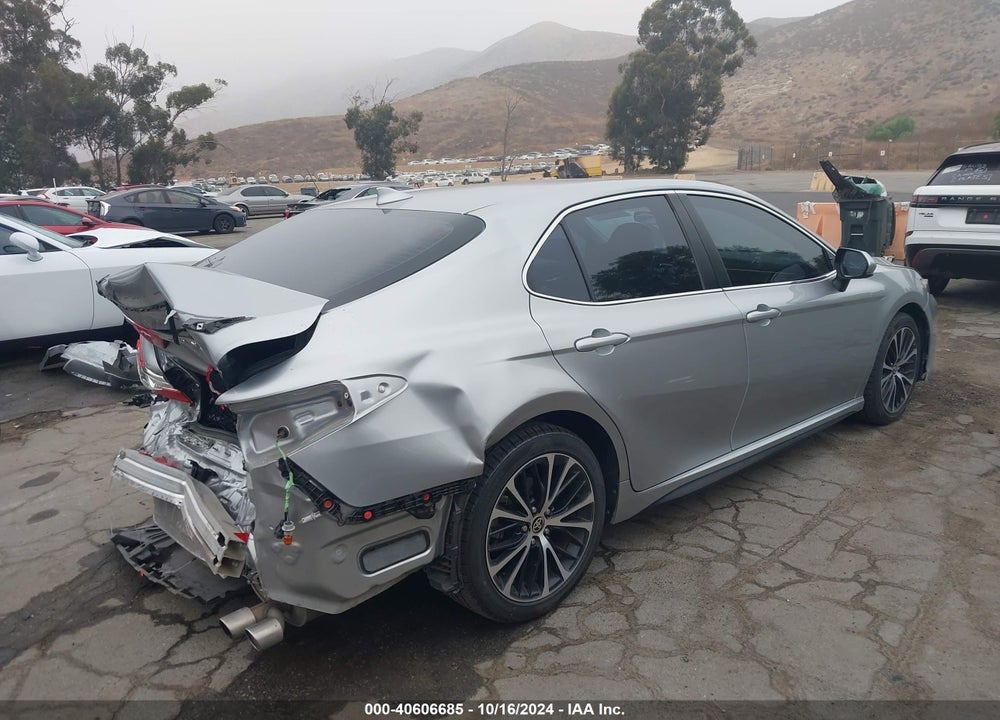 2020 TOYOTA CAMRY SE VIN: 4T1G11AK3LU982746