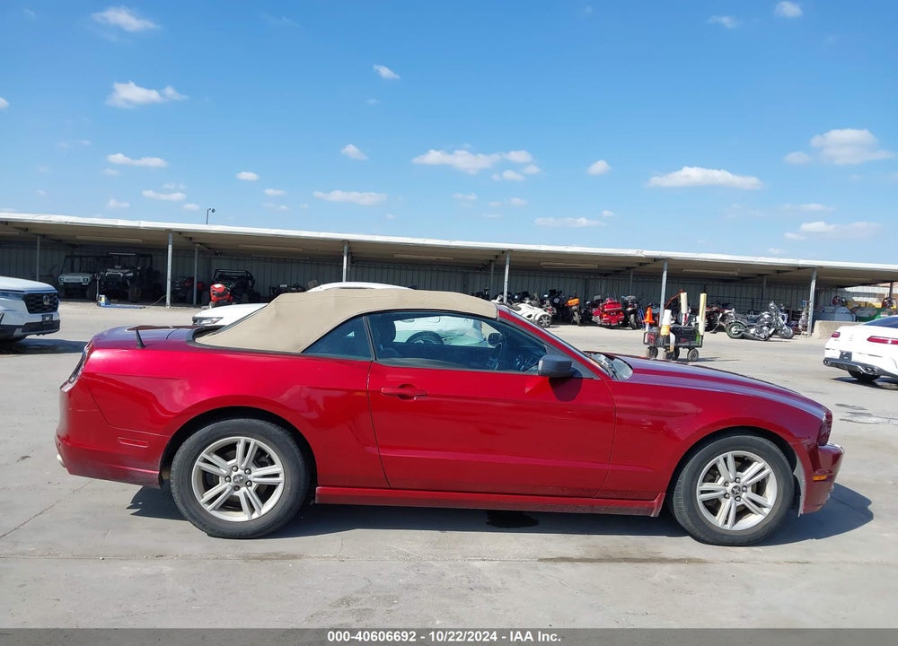 2014 FORD MUSTANG V6 VIN: 1ZVBP8EM4E5250539
