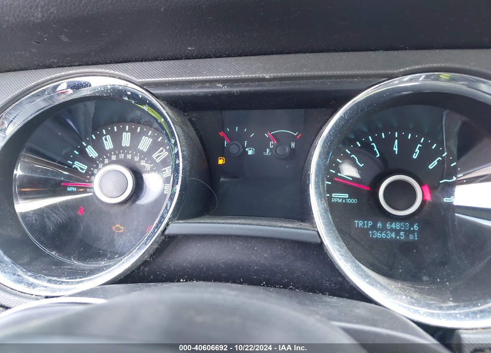 2014 FORD MUSTANG V6 VIN: 1ZVBP8EM4E5250539