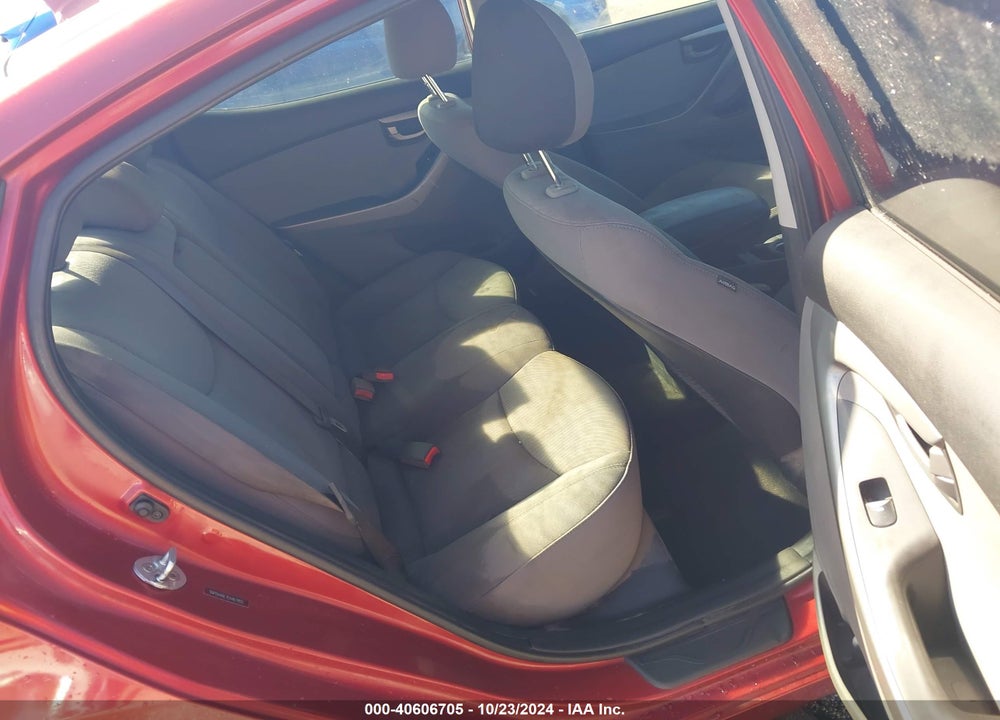 2014 HYUNDAI ELANTRA SE VIN: 5NPDH4AE7EH467955