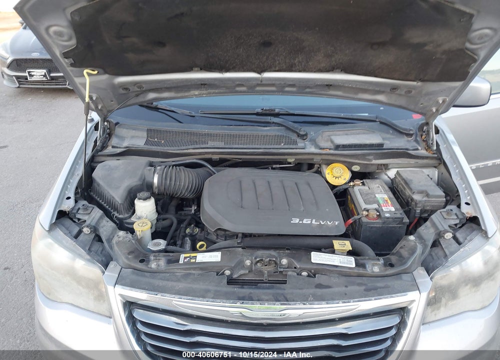 2014 CHRYSLER TOWN & COUNTRY S VIN: 2C4RC1HG0ER251975