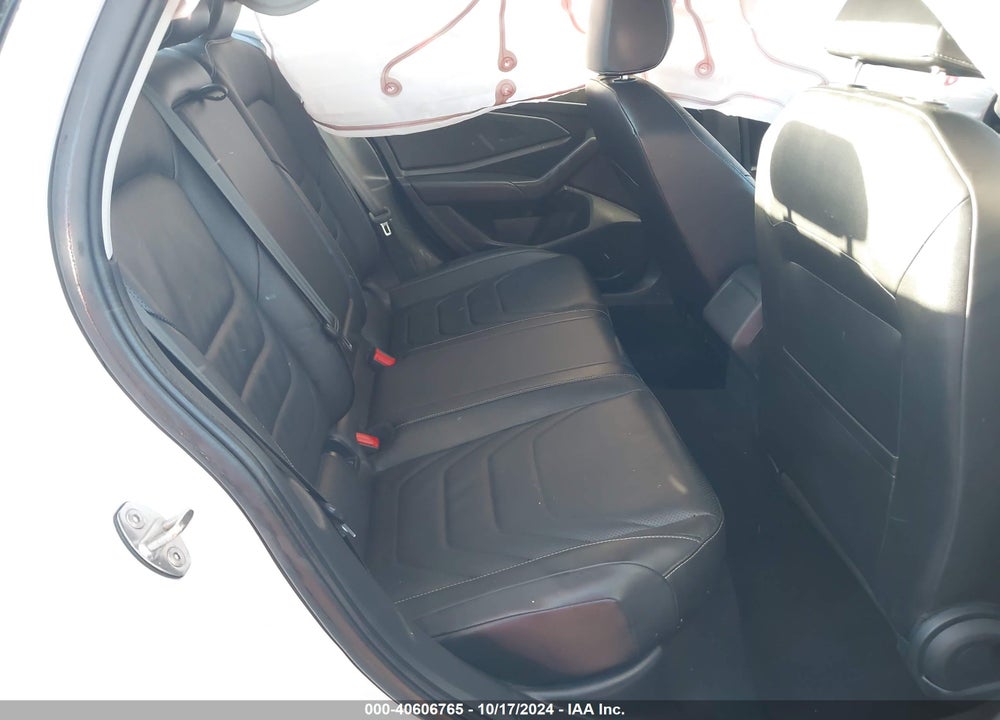 2019 VOLKSWAGEN JETTA 1.4T SEL PREMIUM VIN: 3VWG57BU9KM028594
