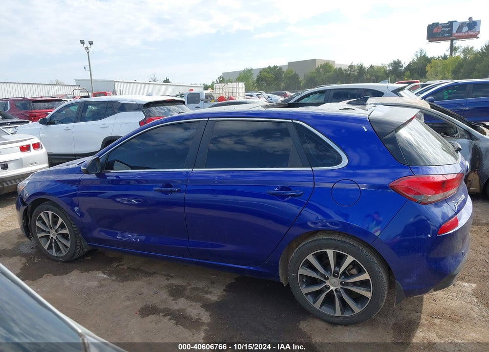 2019 HYUNDAI ELANTRA GT VIN: KMHH35LE4KU108479