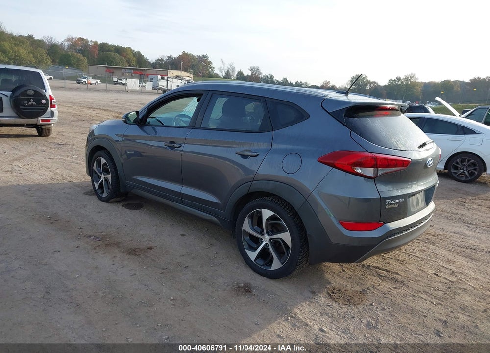 2016 HYUNDAI TUCSON SPORT VIN: KM8J3CA26GU179267