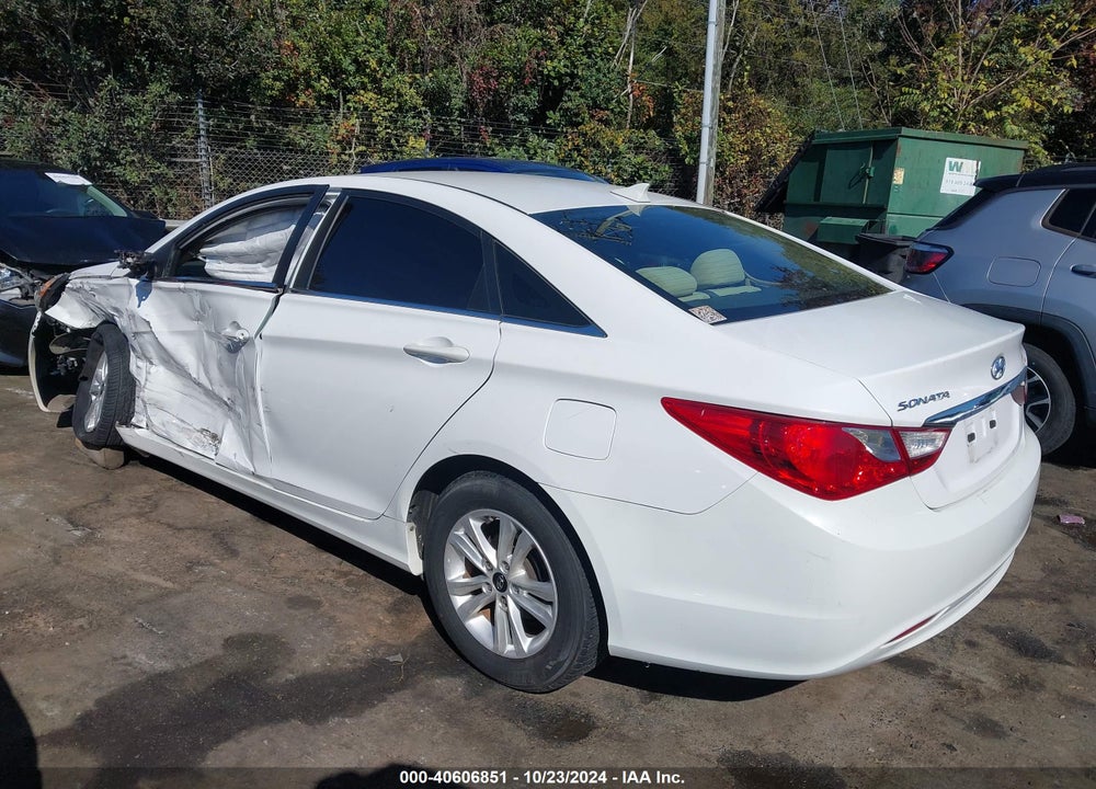 2013 HYUNDAI SONATA GLS VIN: 5NPEB4AC8DH659128