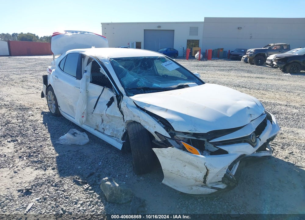 2020 TOYOTA CAMRY LE VIN: 4T1C11AK4LU988439