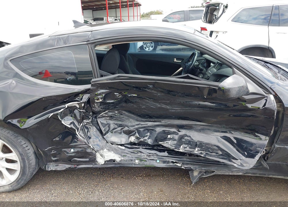 2013 HYUNDAI GENESIS 2.0T VIN: KMHHT6KD7DU091825