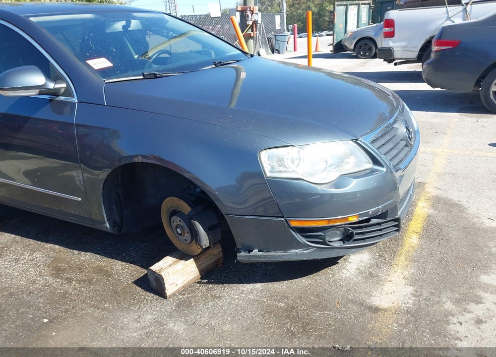 2009 VOLKSWAGEN PASSAT KOMFORT VIN: WVWJK73C39E018375
